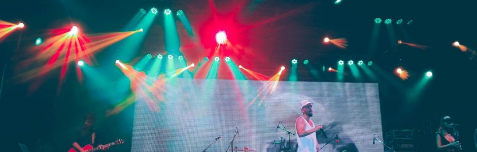 Les tubes incontournables de la scène musicale 2025-2026